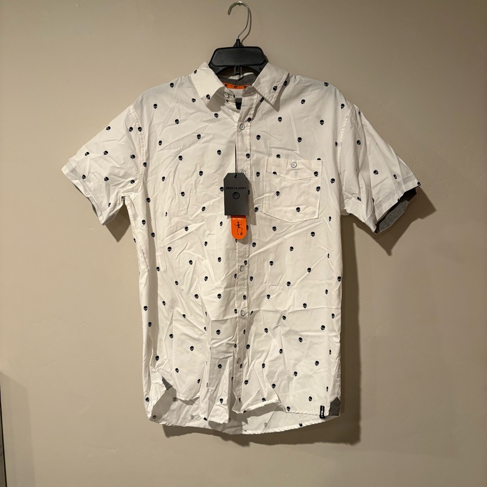 NWT Free Planet Men’s Halloween Button Down Shirt | Size: Large